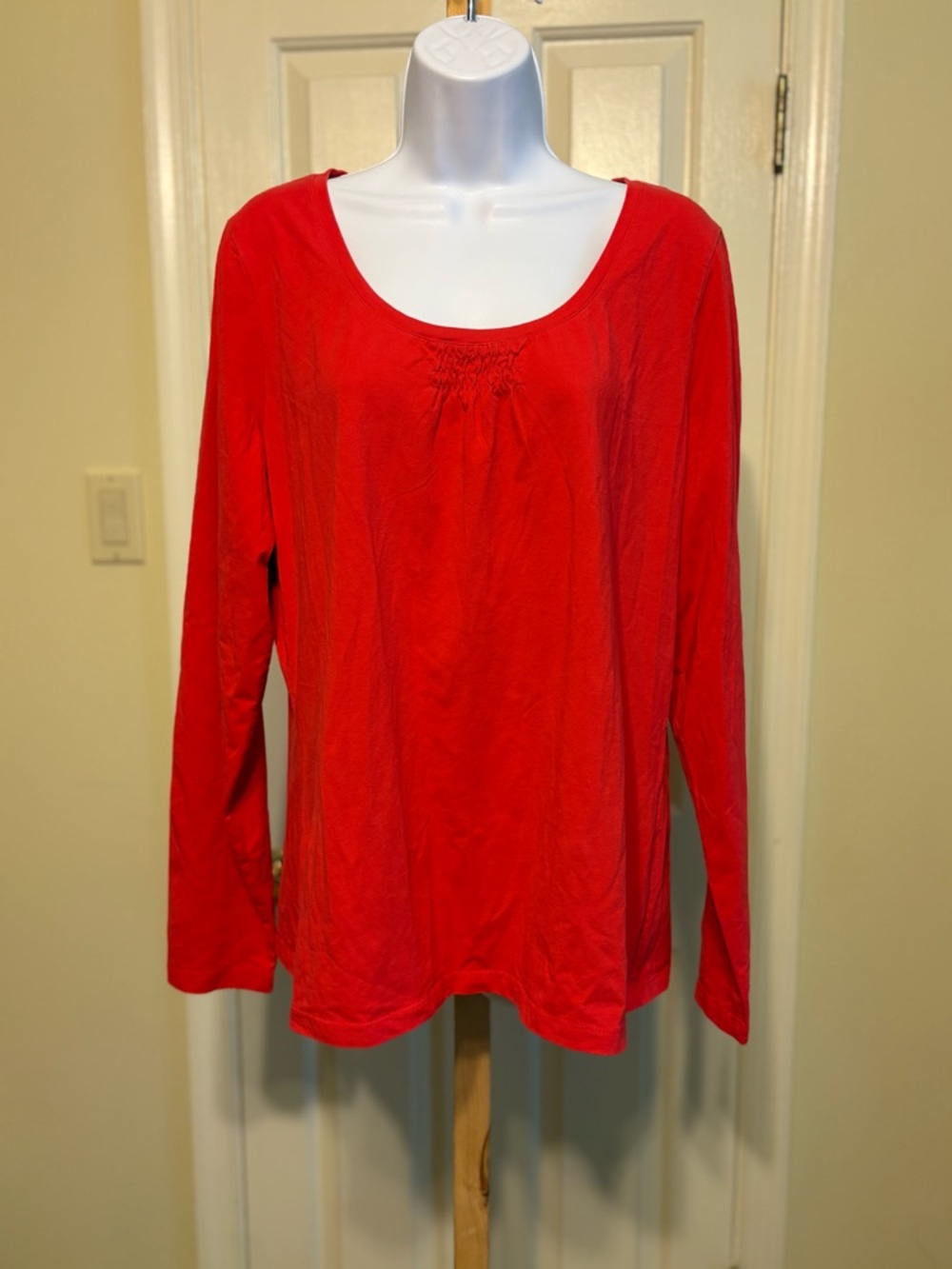 TALBOTS Red Scoop Neck Long-Sleeve Top, Size: XL